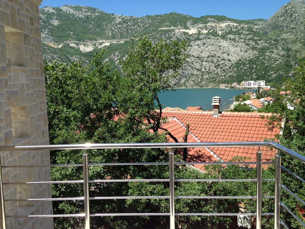 Apartments Risan Quarto foto